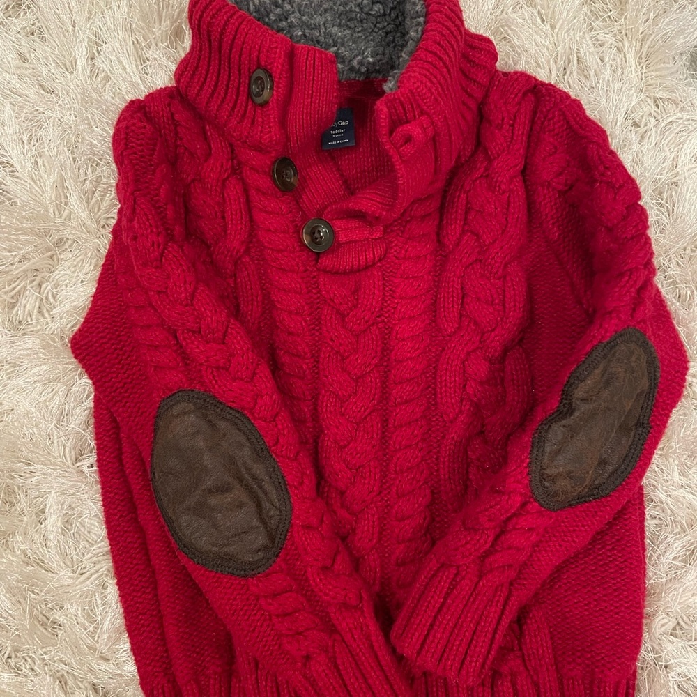COPY - COPY - Gap cable knit sweater. Size 4T. Red